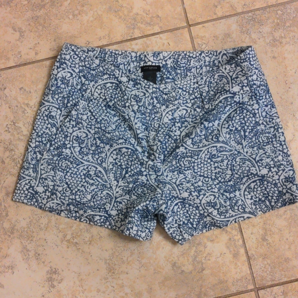 Ann Taylor shorts